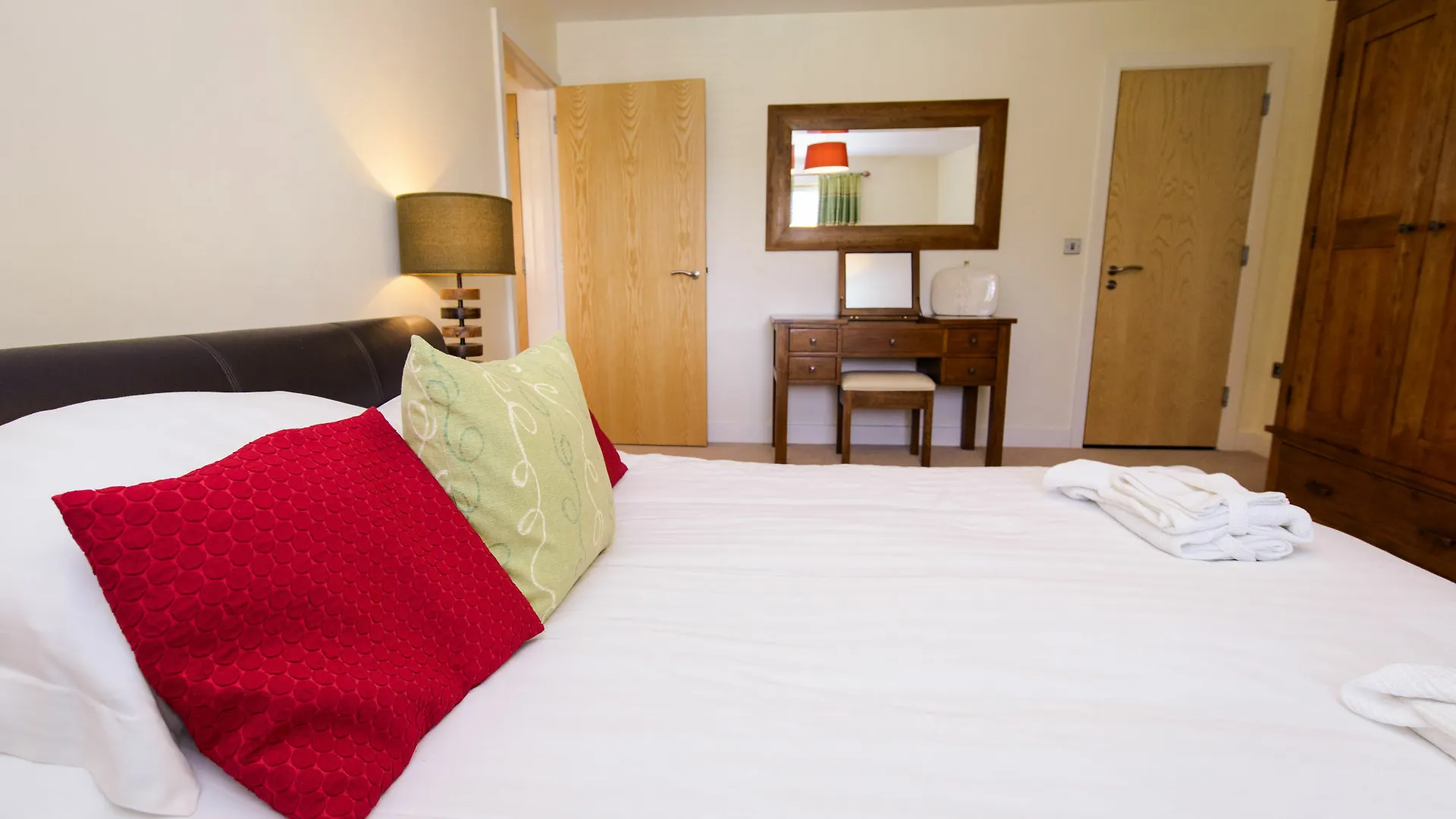 The Sands - Sea Front Apartments Scarborough
