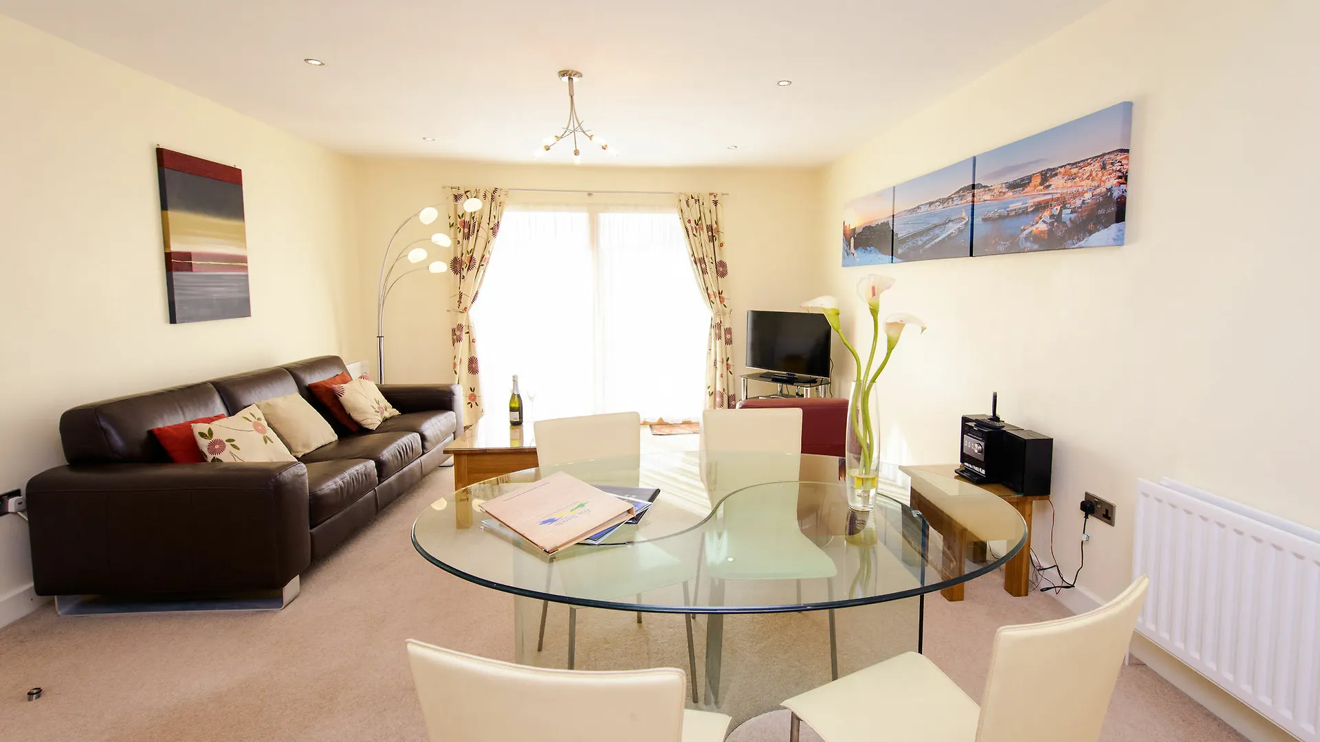 The Sands - Sea Front Apartments Scarborough 0*,  Egyesült Királyság