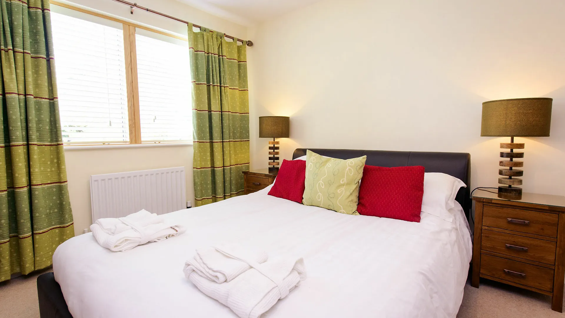 The Sands - Sea Front Apartments Scarborough 0*,