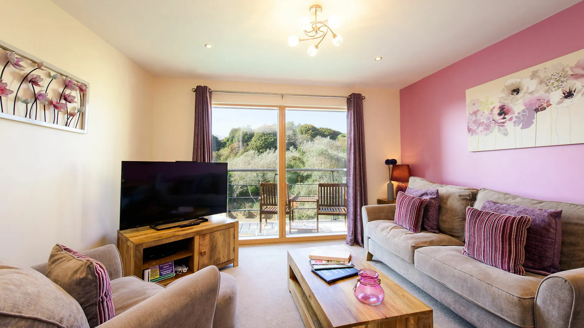 The Sands - Sea Front Apartments Scarborough