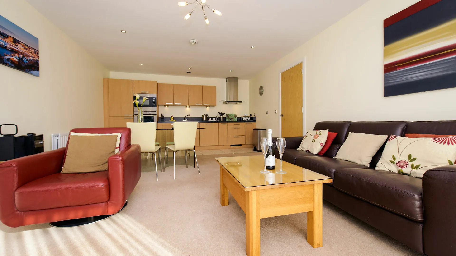 The Sands - Sea Front Apartments Scarborough 0*,  Egyesült Királyság
