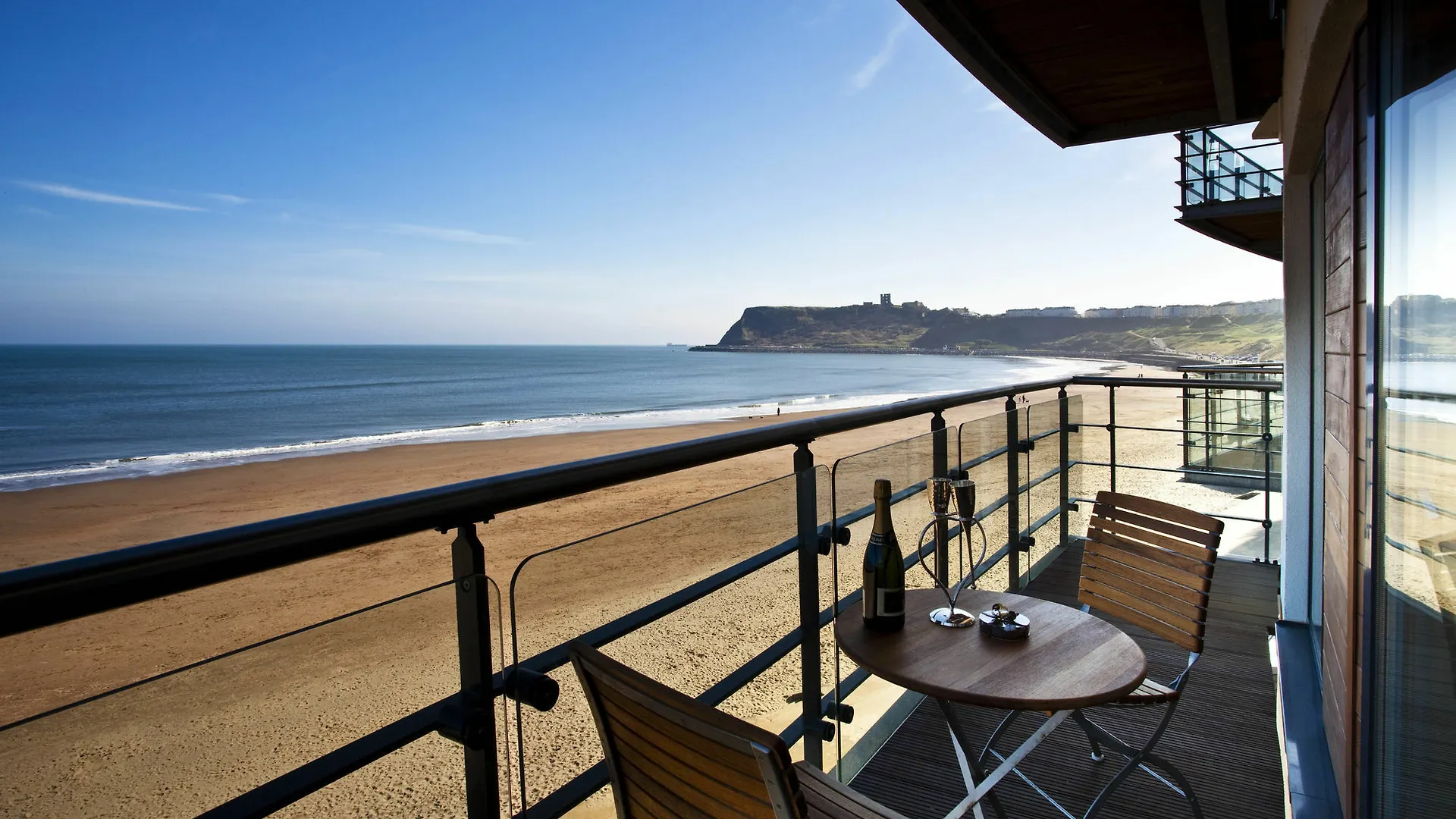 The Sands - Sea Front Apartments Scarborough